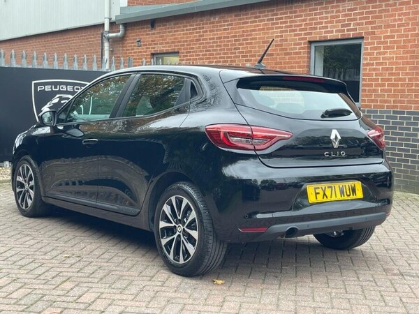 Used Renault Clio 2021 for sale - 76314509: Photo 8