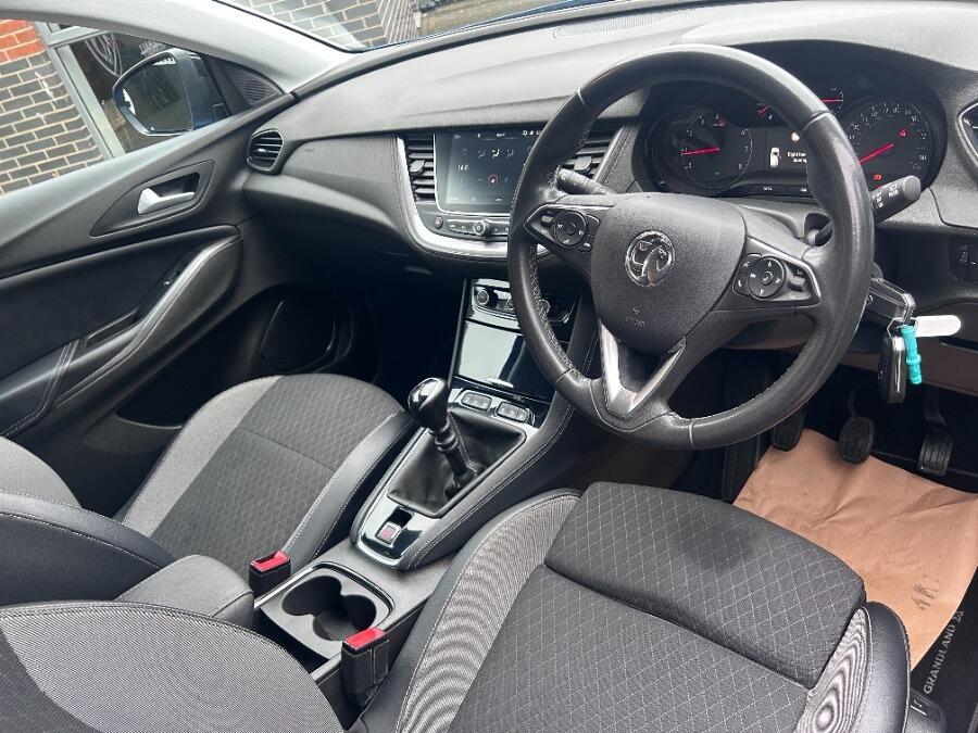 Used Vauxhall Grandland X 2021 for sale - 76158509: Photo 2