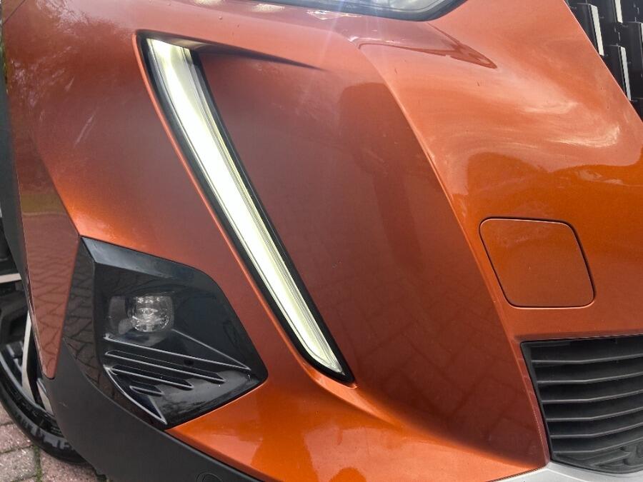 Used Peugeot 2008 2021 for sale - 76360221: Photo 16