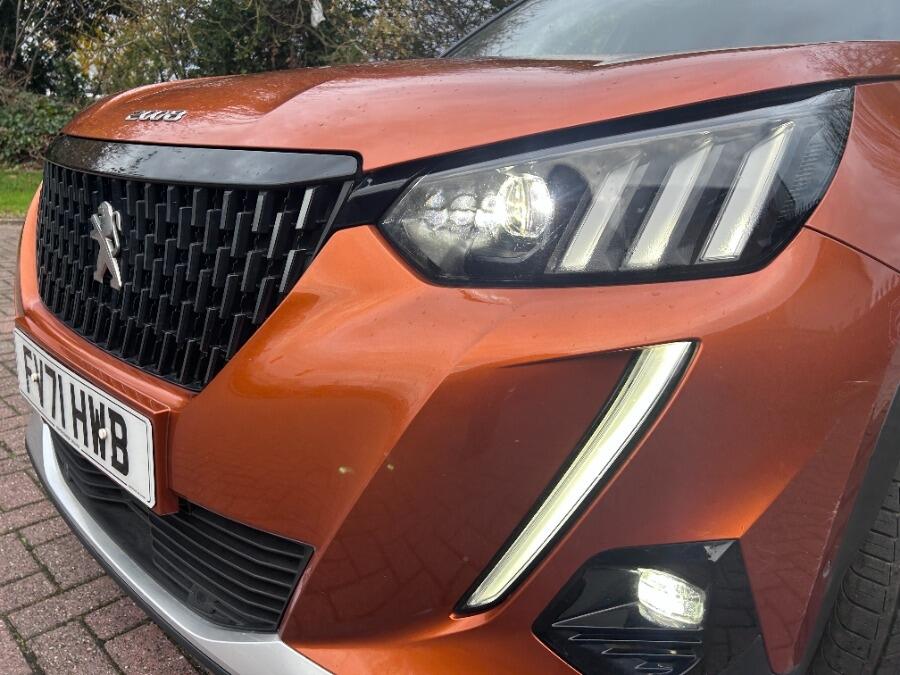 Used Peugeot 2008 2021 for sale - 76360221: Photo 18