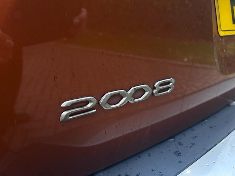 Used Peugeot 2008 2021 for sale - 76360221: Photo 27