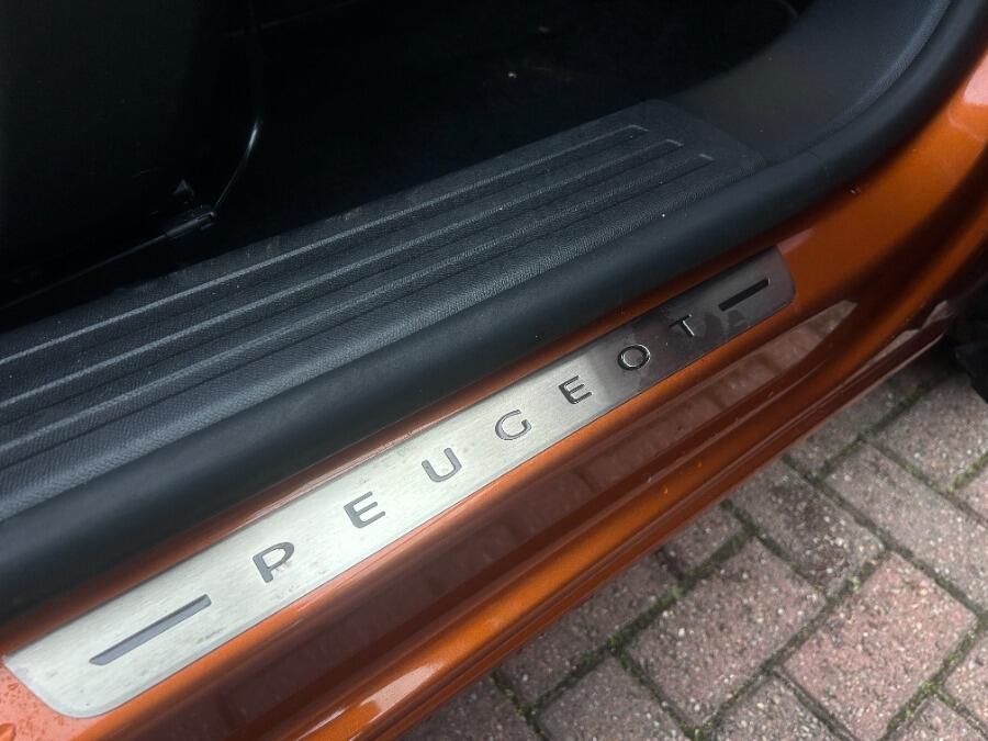 Used Peugeot 2008 2021 for sale - 76360221: Photo 30