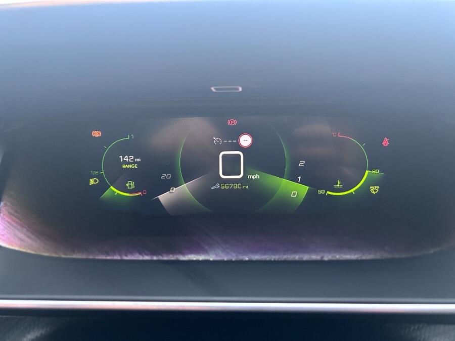 Used Peugeot 2008 2021 for sale - 76360221: Photo 33