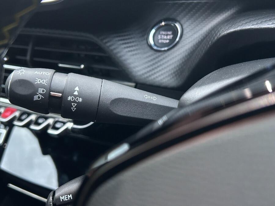 Used Peugeot 2008 2021 for sale - 76360221: Photo 35