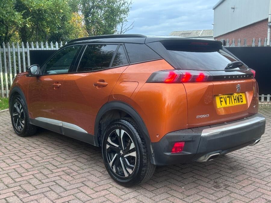 Used Peugeot 2008 2021 for sale - 76360221: Photo 4