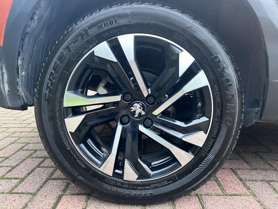 Used Peugeot 2008 2021 for sale - 76360221: Photo 6