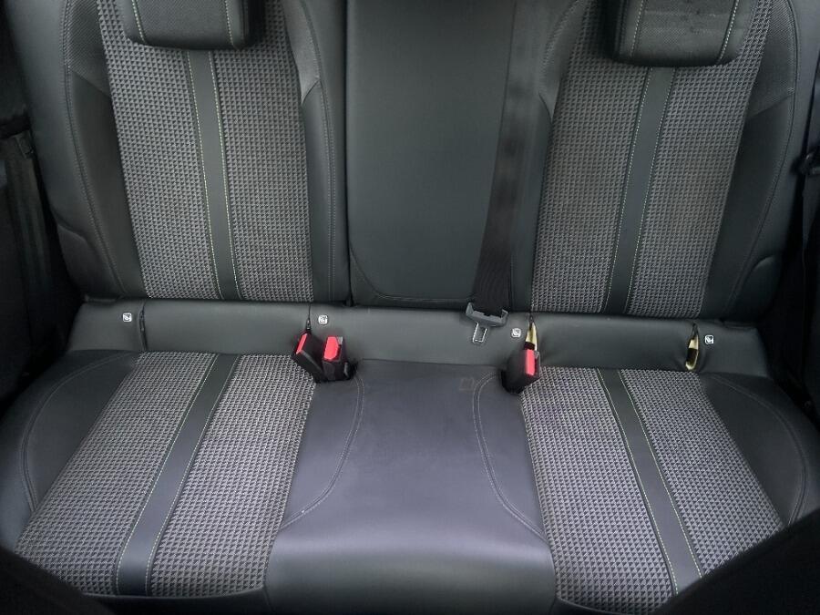 Used Peugeot 2008 2021 for sale - 76360221: Photo 61