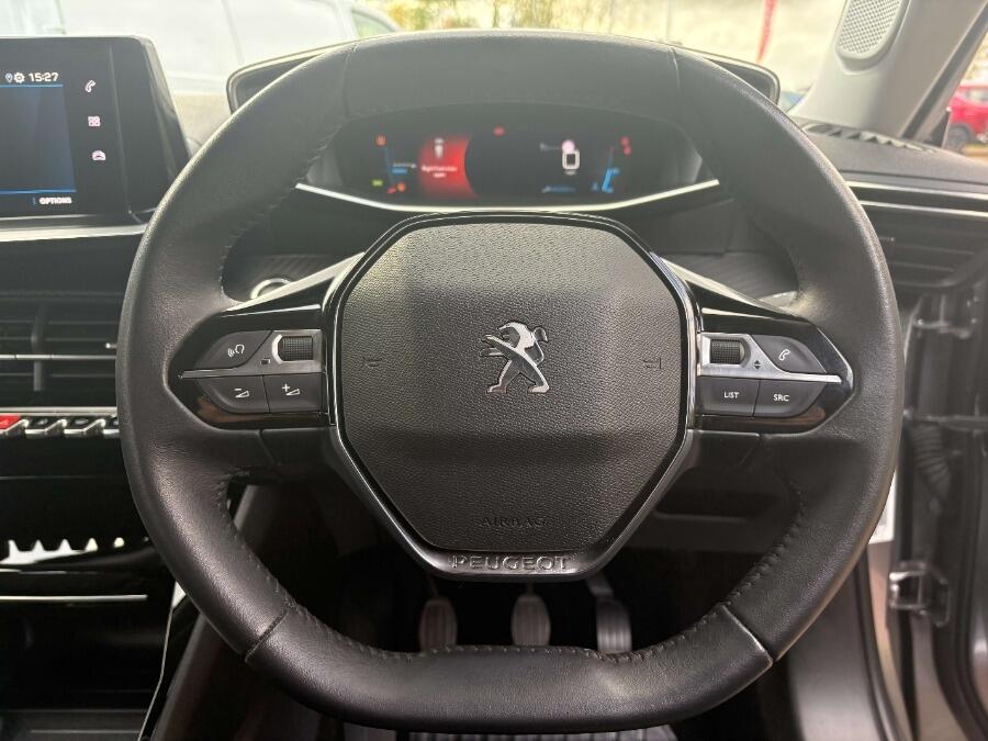 Used Peugeot 2008 2022 for sale - 76360808: Photo 29
