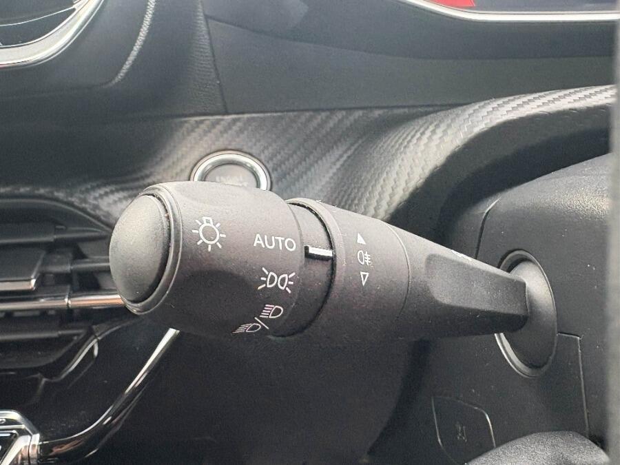 Used Peugeot 2008 2022 for sale - 76360808: Photo 32