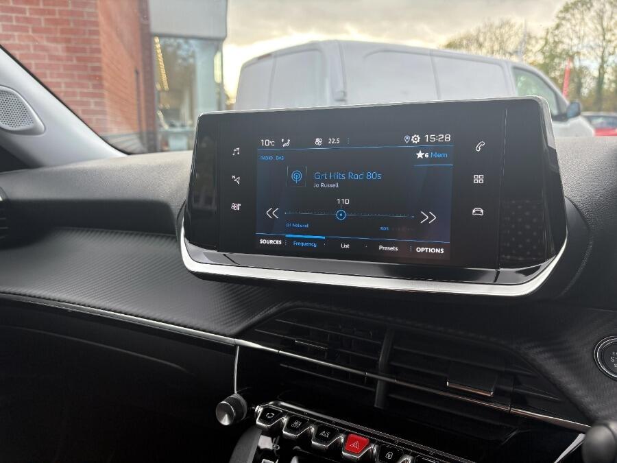 Used Peugeot 2008 2022 for sale - 76360808: Photo 40