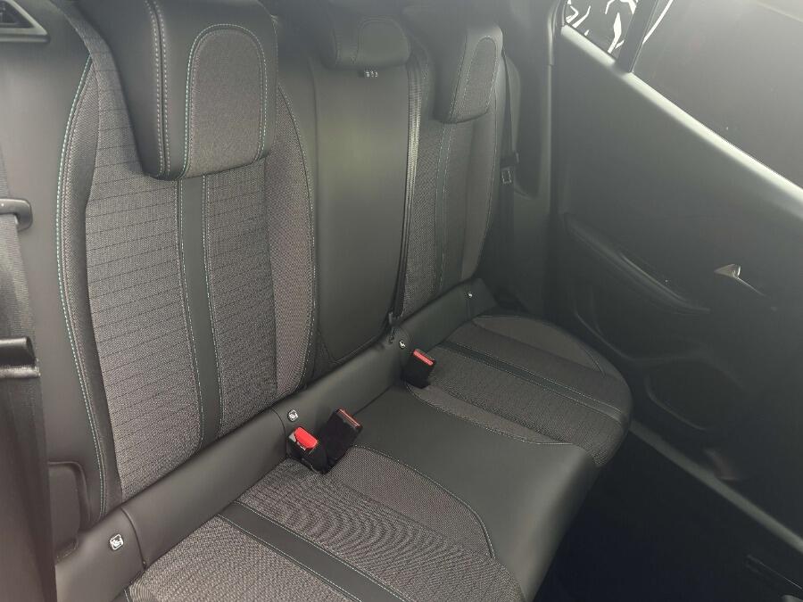 Used Peugeot 2008 2022 for sale - 76360808: Photo 49