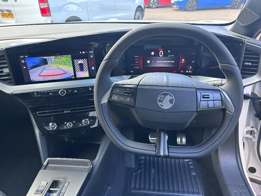 Used Vauxhall Mokka Electric 2025 for sale - 76227078: Photo 2