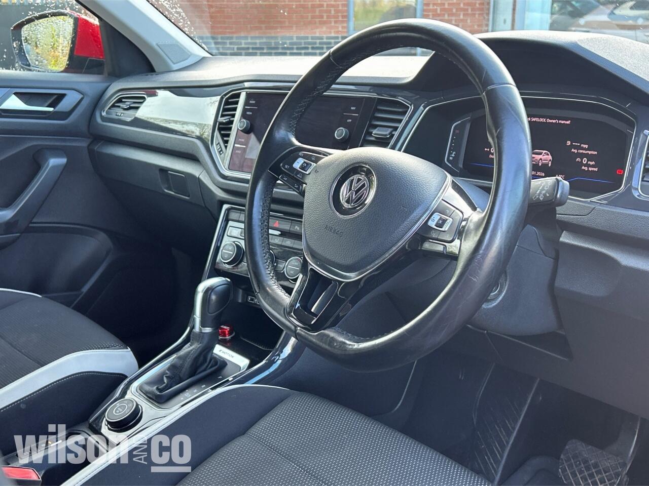 Used Volkswagen T-Roc 2018 for sale - 77344570: Photo 13