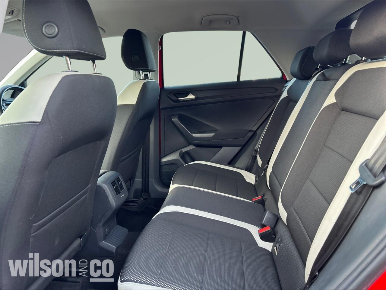 Used Volkswagen T-Roc 2018 for sale - 77344570: Photo 14