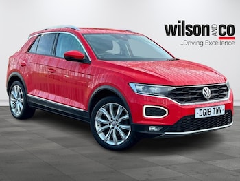 Used Volkswagen T-Roc 2018 for sale - 77344570: Photo