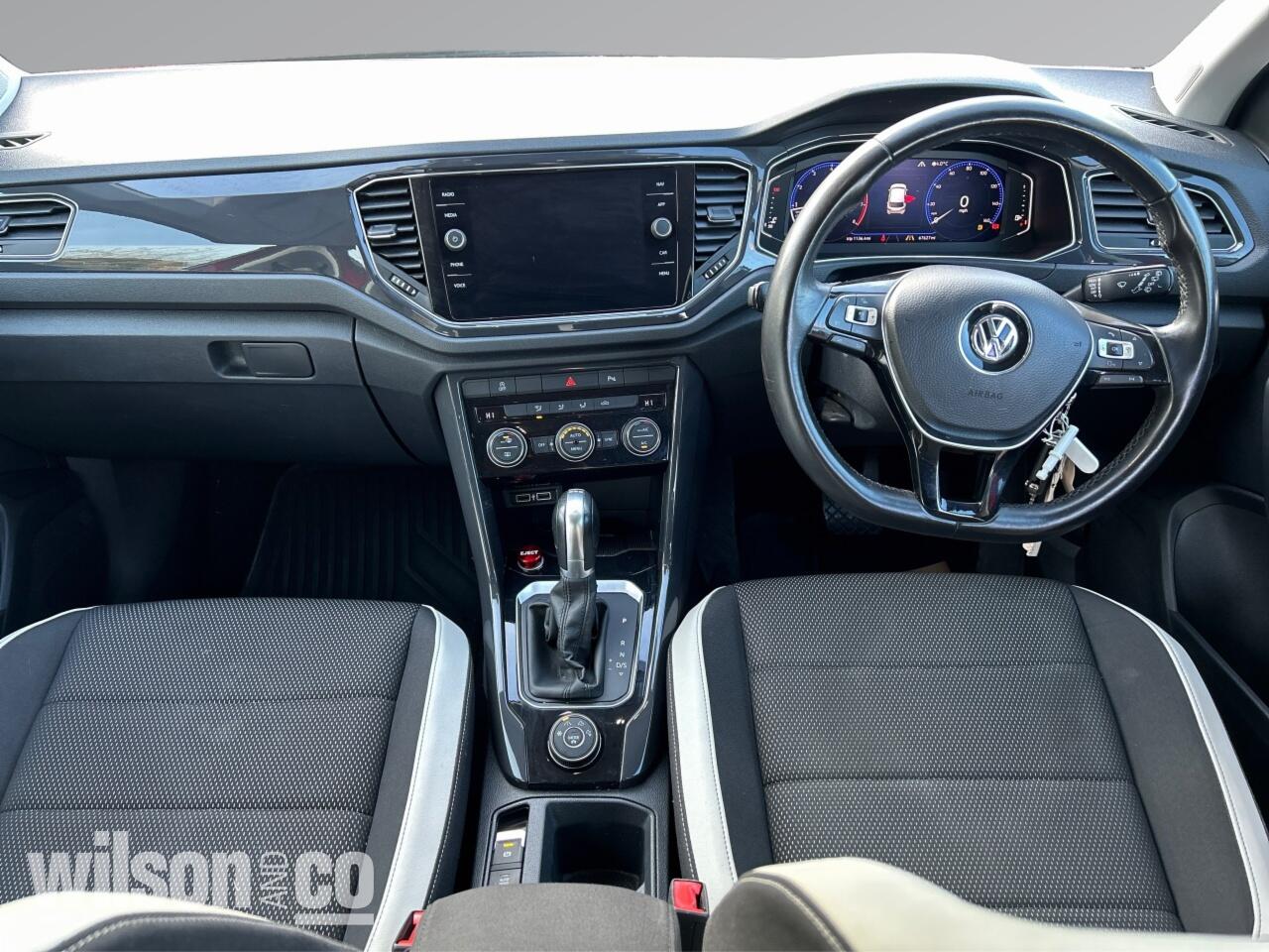 Used Volkswagen T-Roc 2018 for sale - 77344570: Photo 2