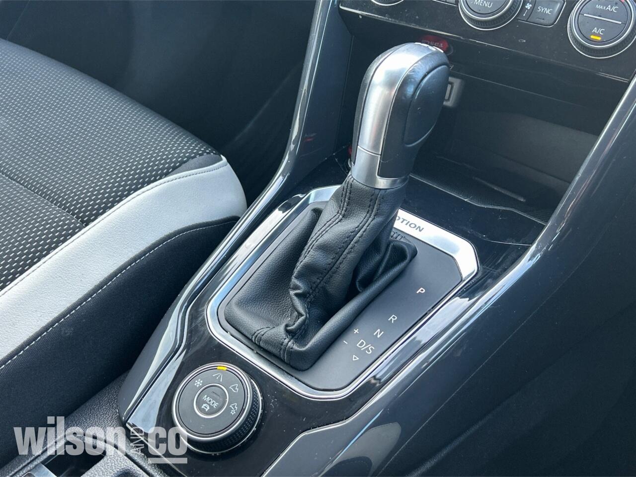 Used Volkswagen T-Roc 2018 for sale - 77344570: Photo 26