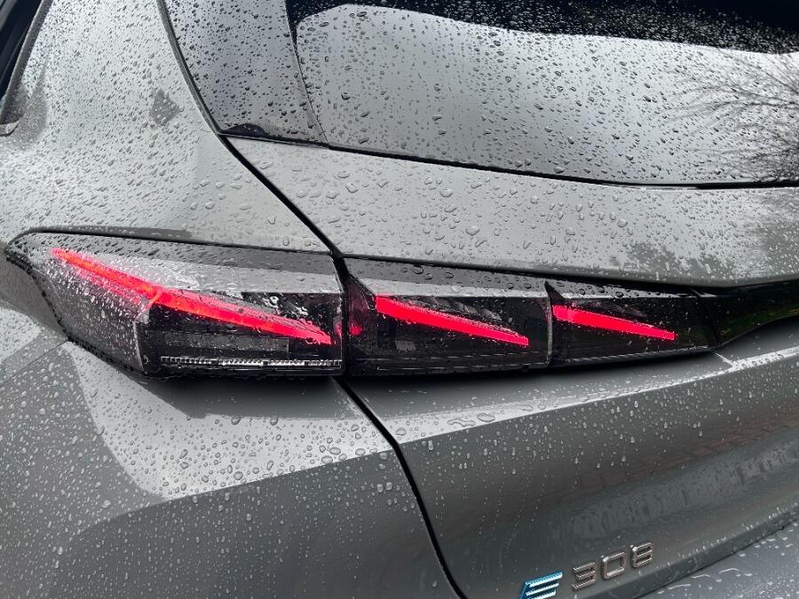 Used Peugeot E-308 2025 for sale - 76472970: Photo 23