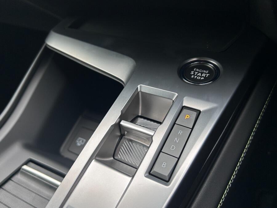 Used Peugeot E-308 2025 for sale - 76472970: Photo 45