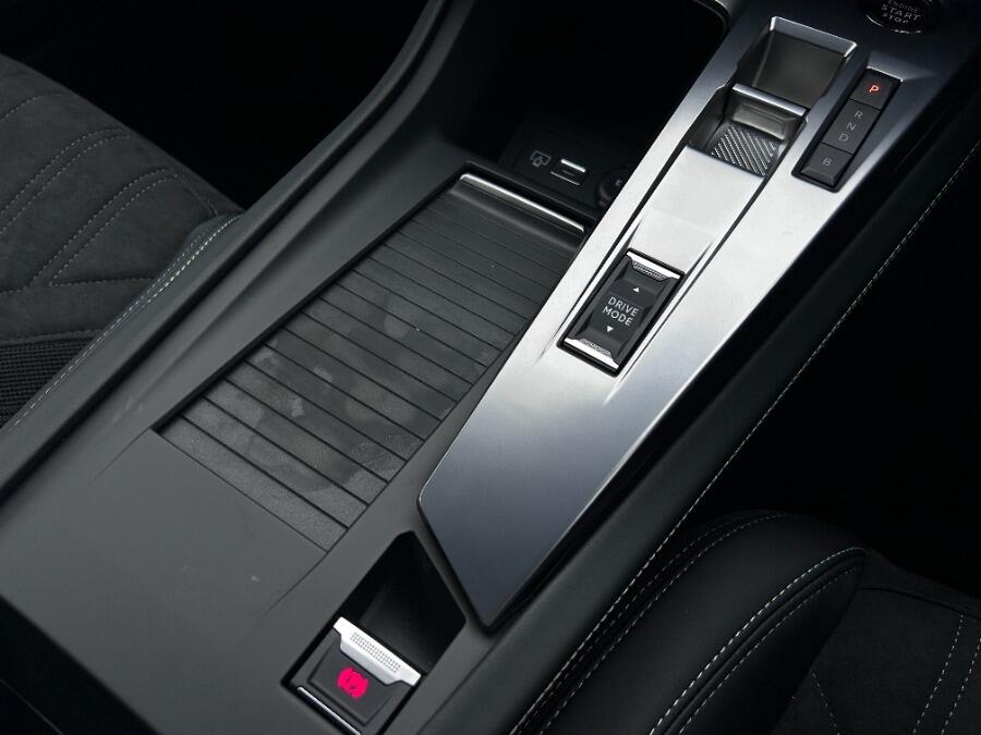 Used Peugeot E-308 2025 for sale - 76472970: Photo 46