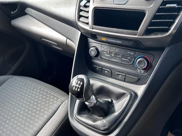 Used Ford Grand Tourneo Connect 2020 for sale - 76326509: Photo 13
