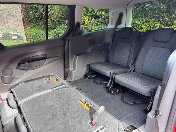 Used Ford Grand Tourneo Connect 2020 for sale - 76326509: Photo 25