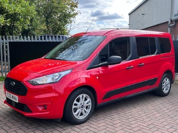 Used Ford Grand Tourneo Connect 2020 for sale - 76326509: Photo