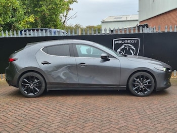 Used Mazda Mazda3 2019 for sale - 75768904: Photo