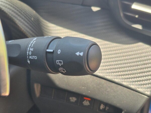 Used Peugeot 208 2023 for sale - 76240253: Photo 27