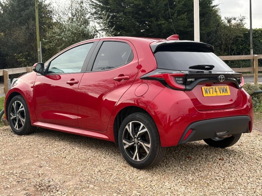 Used Toyota Yaris 2024 for sale - 77882817: Photo 7