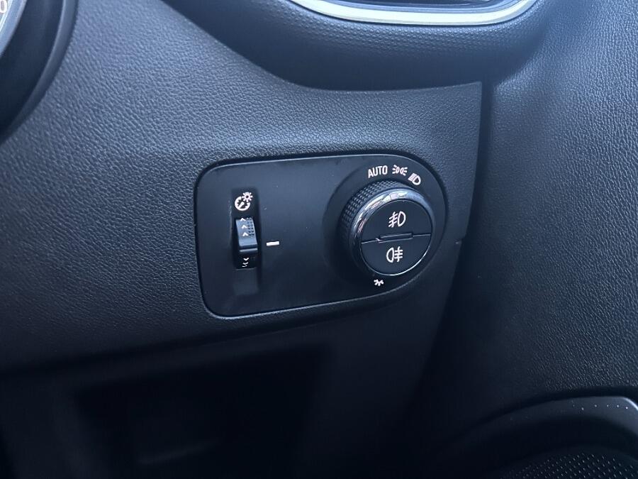 Used Vauxhall Crossland 2021 for sale - 77344981: Photo 41