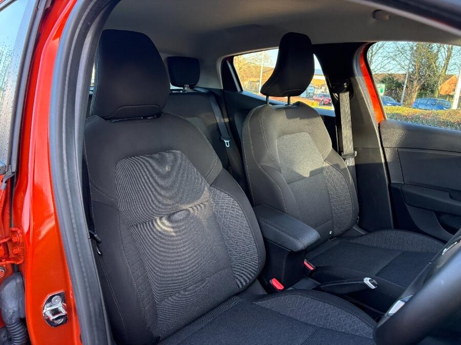 Used Renault Clio for sale - 77598997: Photo 22