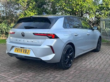 Used Vauxhall Astra 2024 for sale - 76424350: Photo