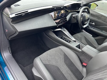 Used Peugeot E-308 2025 for sale - 76472128: Photo