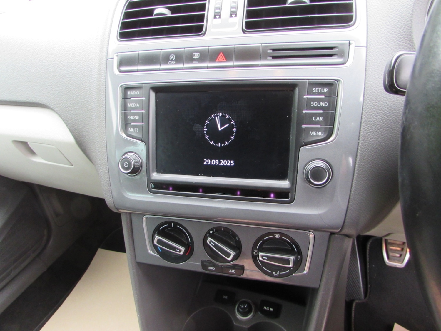 Used Volkswagen Polo 2015 for sale - 76102546: Photo 26