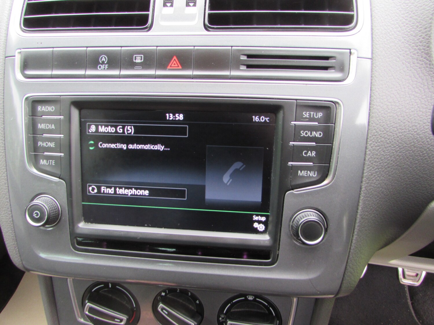 Used Volkswagen Polo 2015 for sale - 76102546: Photo 29