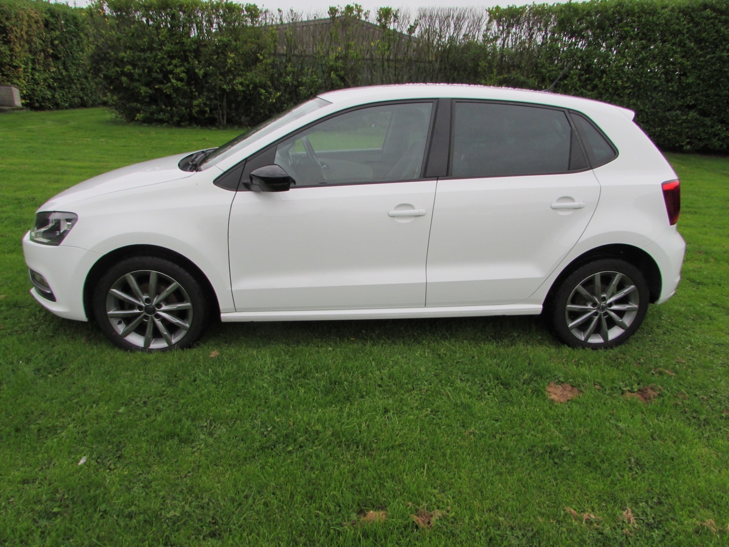 Used Volkswagen Polo 2015 for sale - 76102546: Photo 37
