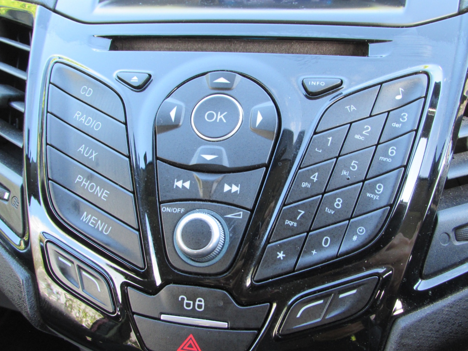 Used Ford Fiesta 2016 for sale - 76436845: Photo 37