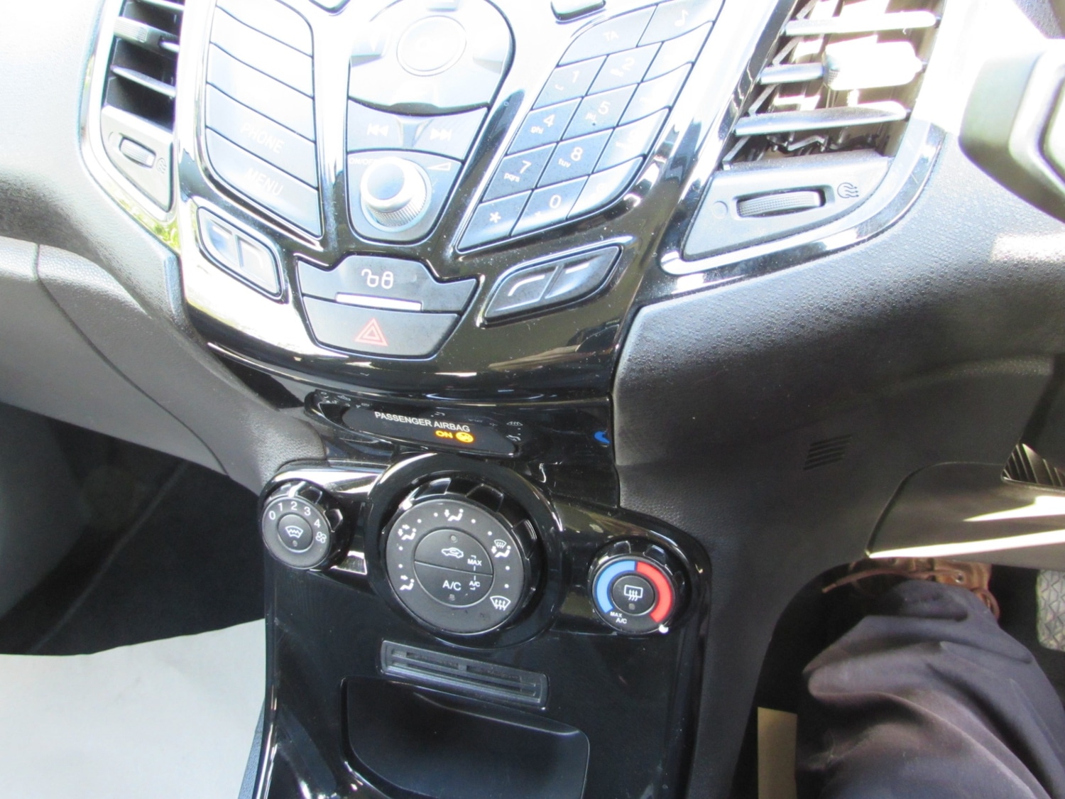 Used Ford Fiesta 2016 for sale - 76436845: Photo 42