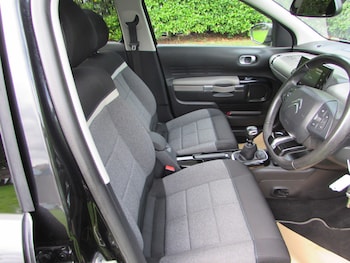 Used Citroen C4 Cactus 2019 for sale - 75724672: Photo