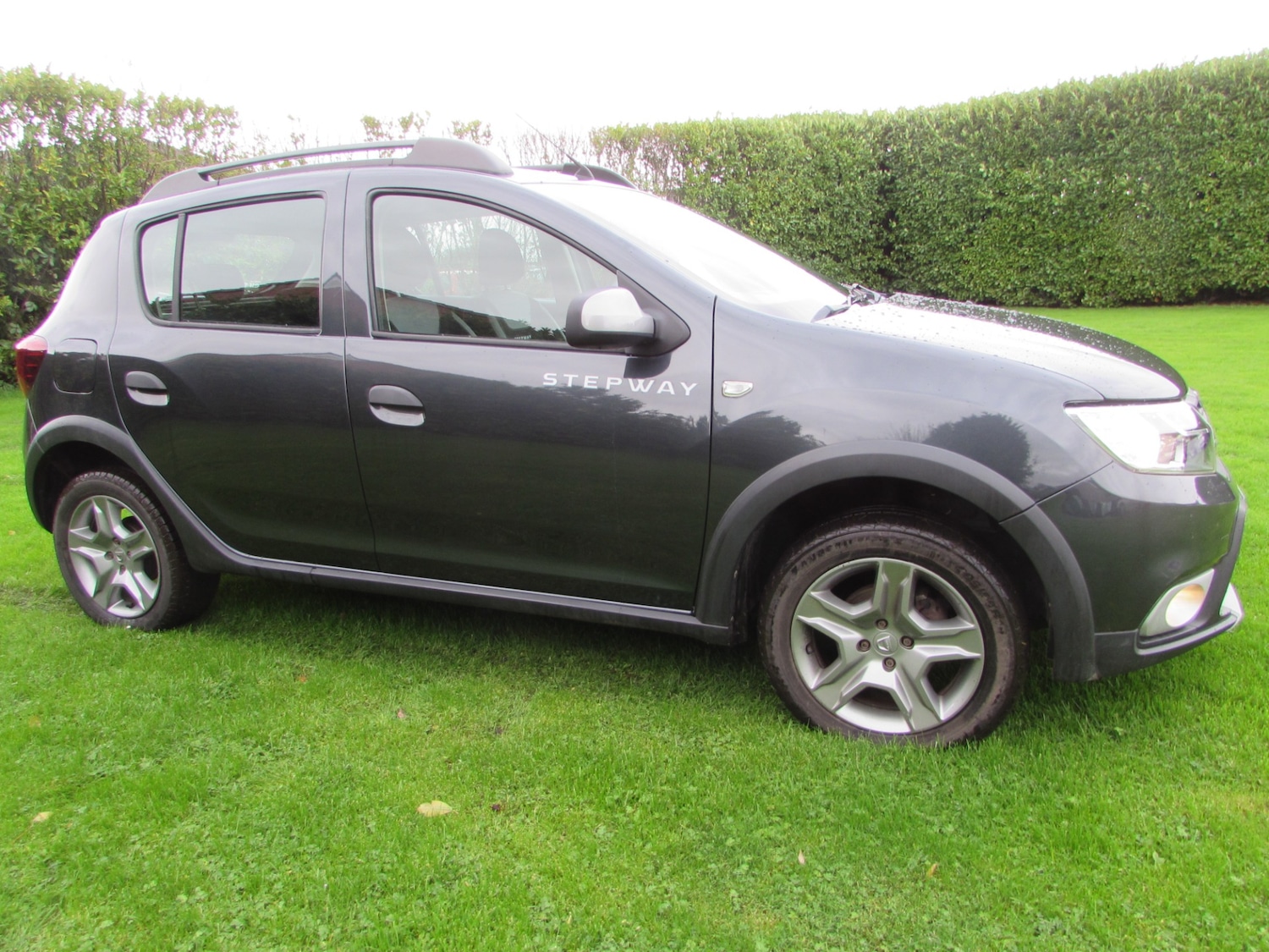Used Dacia Sandero Stepway 2018 for sale - 76452468: Photo 4