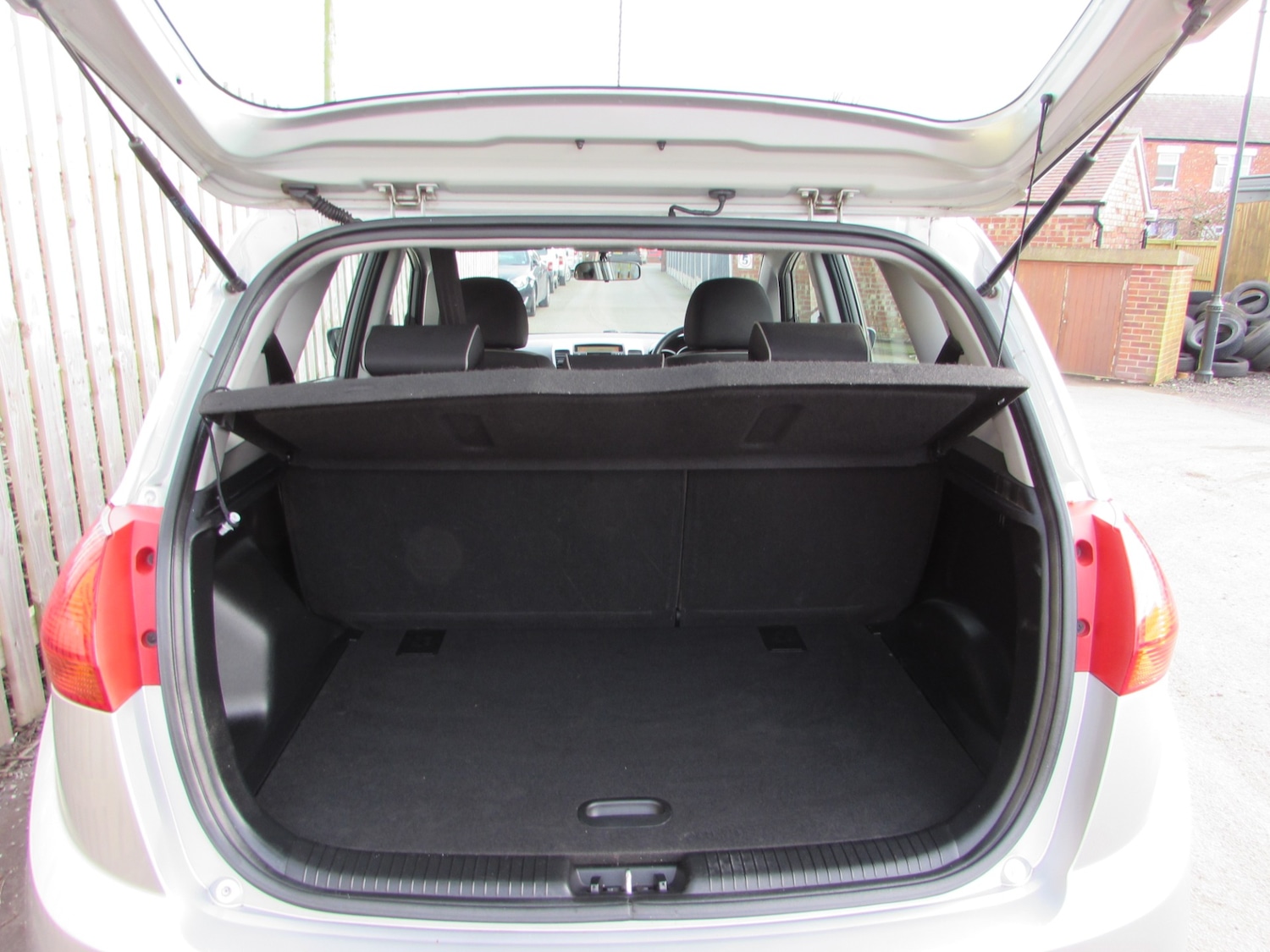 Used Kia Venga 2013 for sale - 77578574: Photo 16