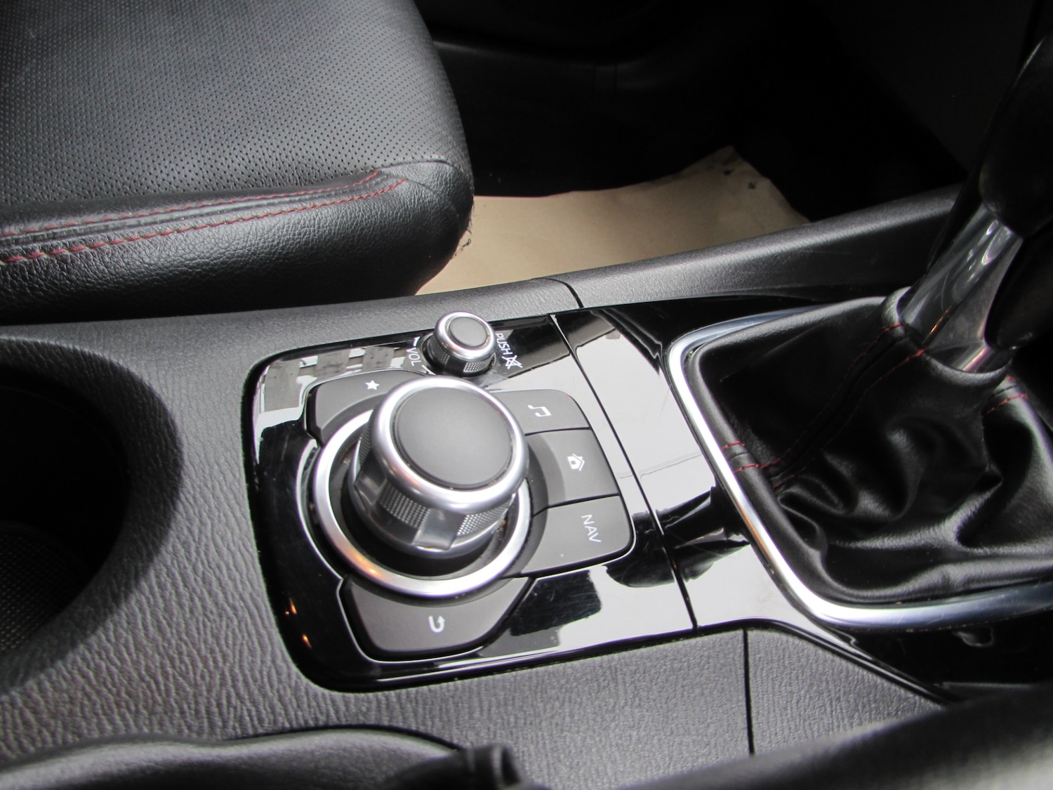 Used Mazda Mazda3 2015 for sale - 77988330: Photo 14