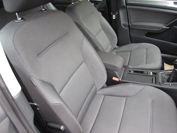 Used Volkswagen Golf 2019 for sale - 78849946: Photo