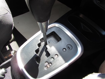 Used Toyota Yaris 2015 for sale - 78993244: Photo