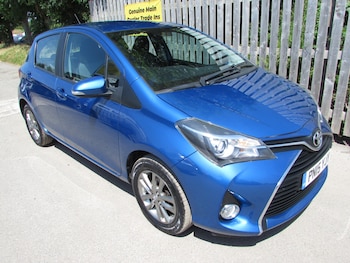 Used Toyota Yaris 2015 for sale - 78993244: Photo