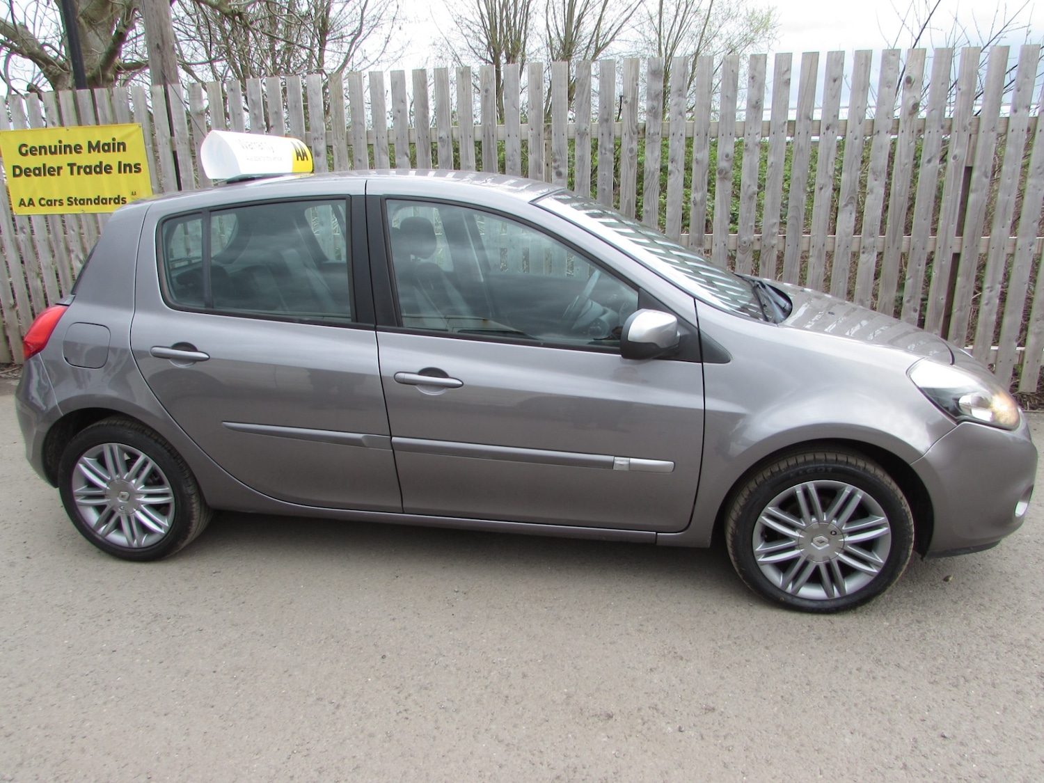 Used Renault Clio 2012 for sale - 78133653: Photo 19