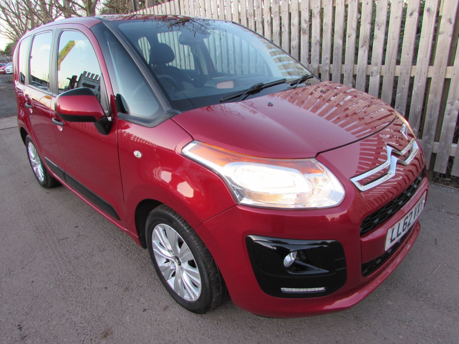 Used Citroen C3 Picasso 2013 for sale - 76641201: Photo 10