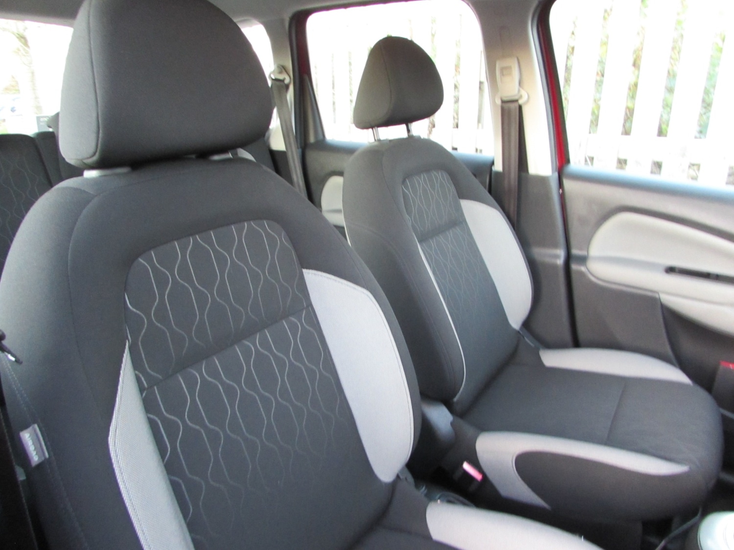 Used Citroen C3 Picasso 2013 for sale - 76641201: Photo 13