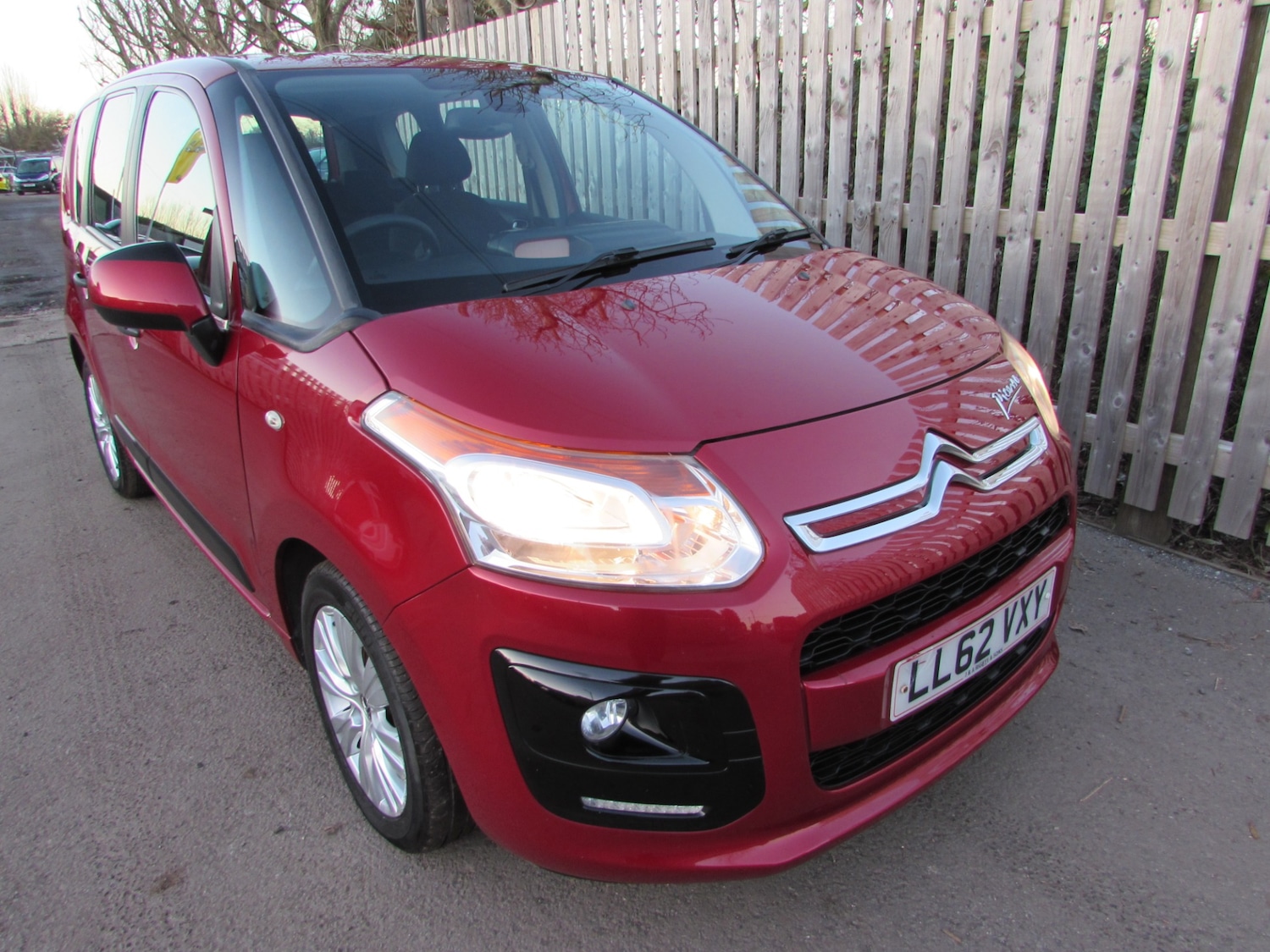 Used Citroen C3 Picasso 2013 for sale - 76641201: Photo 16